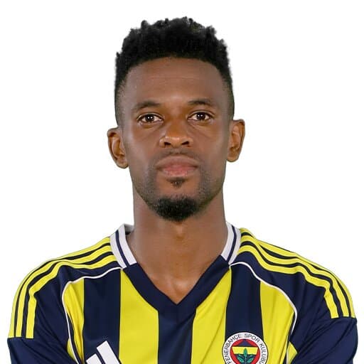 Will Nélson Semedo receive a yellow card?